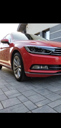 Volkswagen Passat cena 82900 przebieg: 138000, rok produkcji 2017 z Gryfino małe 137